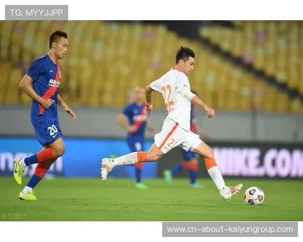 突尼斯希望中锋错失关键机会，长沙哪里的女装比较洋气